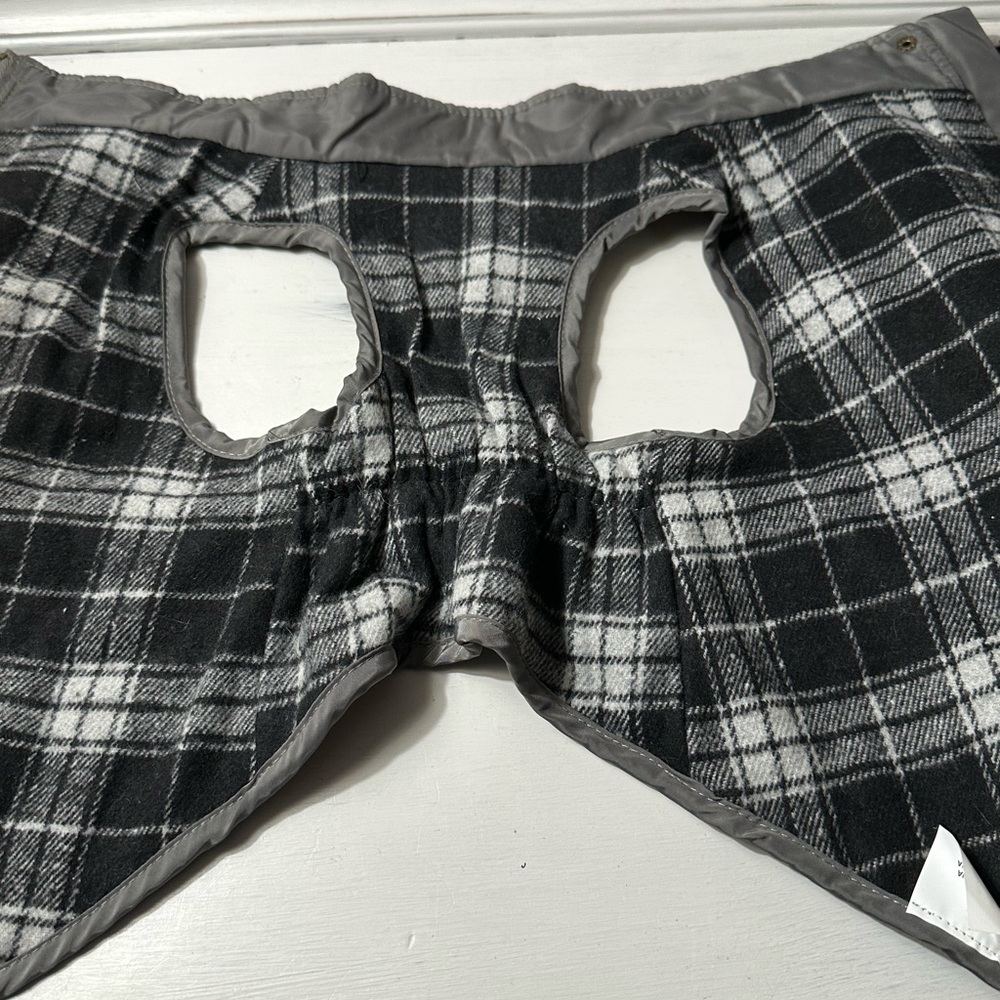 Quilted Gray Dog Jacket - Picture 4 of 10